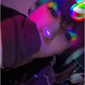 Meet your Posher, Cole